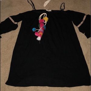 Entro Cold Shoulder Dress